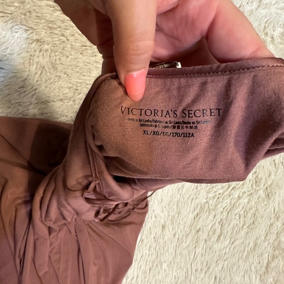 Victoria’s Secret Mid-length Dress - Picture 3 of 4